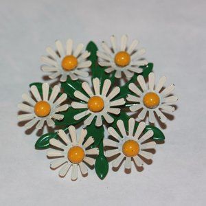 Vintage Enamel Metal Daisy Brooch Pin Jewelry